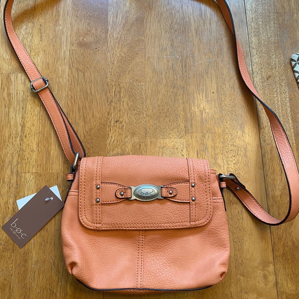 Born BOC soft leather shoulder bag NWT beautiful